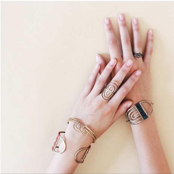 TIRO TIRO Brand New 'Porta' Ring Sterling Silver SIZE 6 - Picture 3 of 3